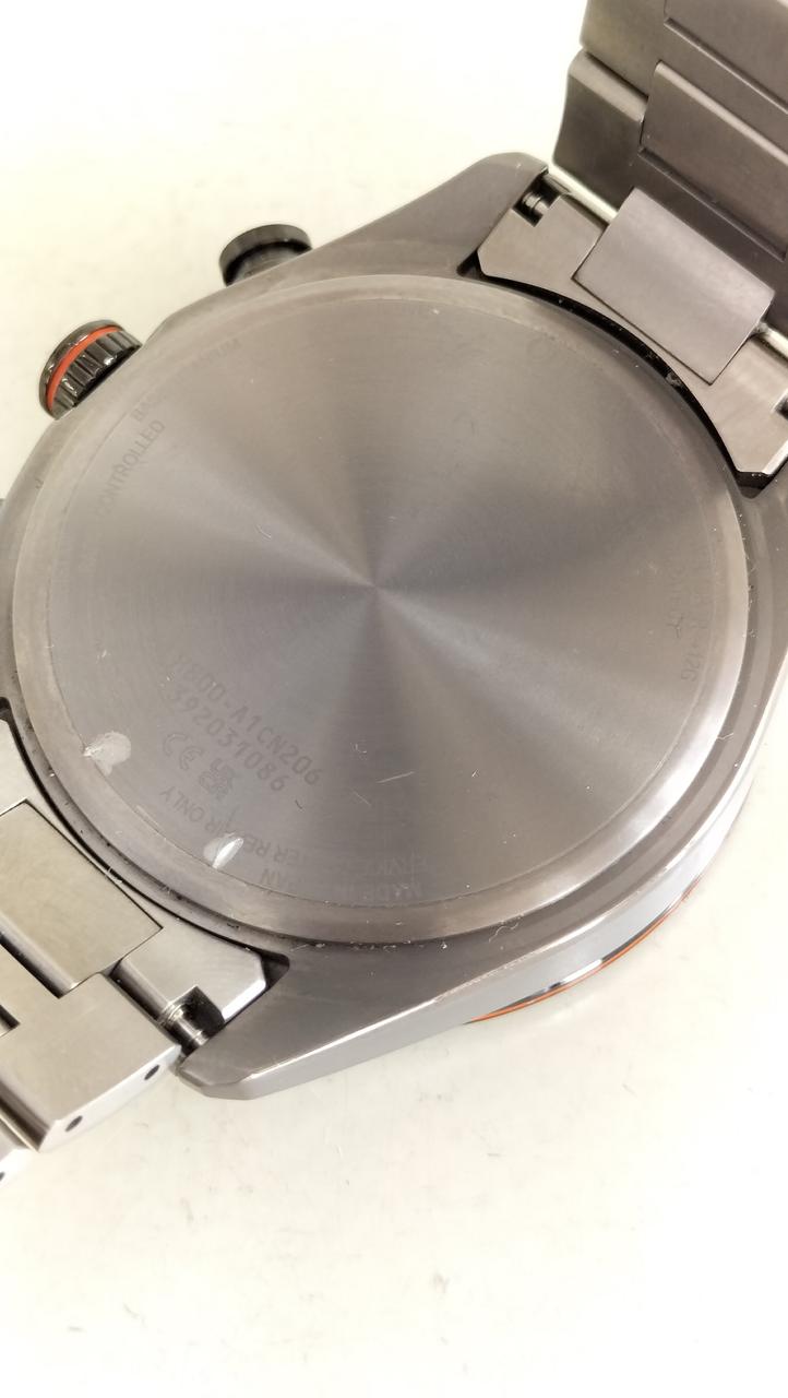 保護シール貼ってある状態です。