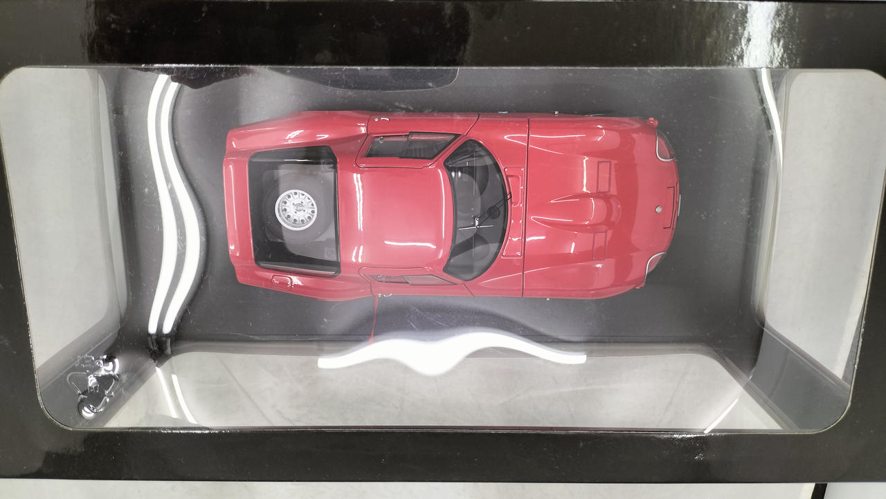 オートアート オウト(AUTOart)|アルファロメオ TZ2 1965|【ハードオフ