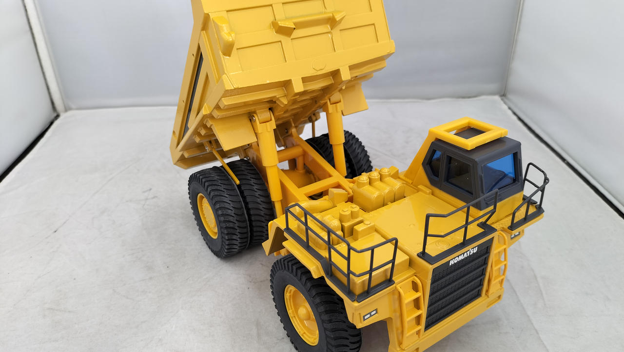 KOMATSU|コマツ ダンプトラックHD785|【ハードオフ公式通販】オフ