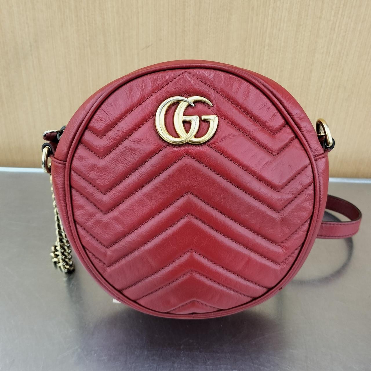 美品 Gucci GGマーモント ラウンドミニショルダーバッグ グッチGGマーモント ラウンドミニショルダー 黒 レディース