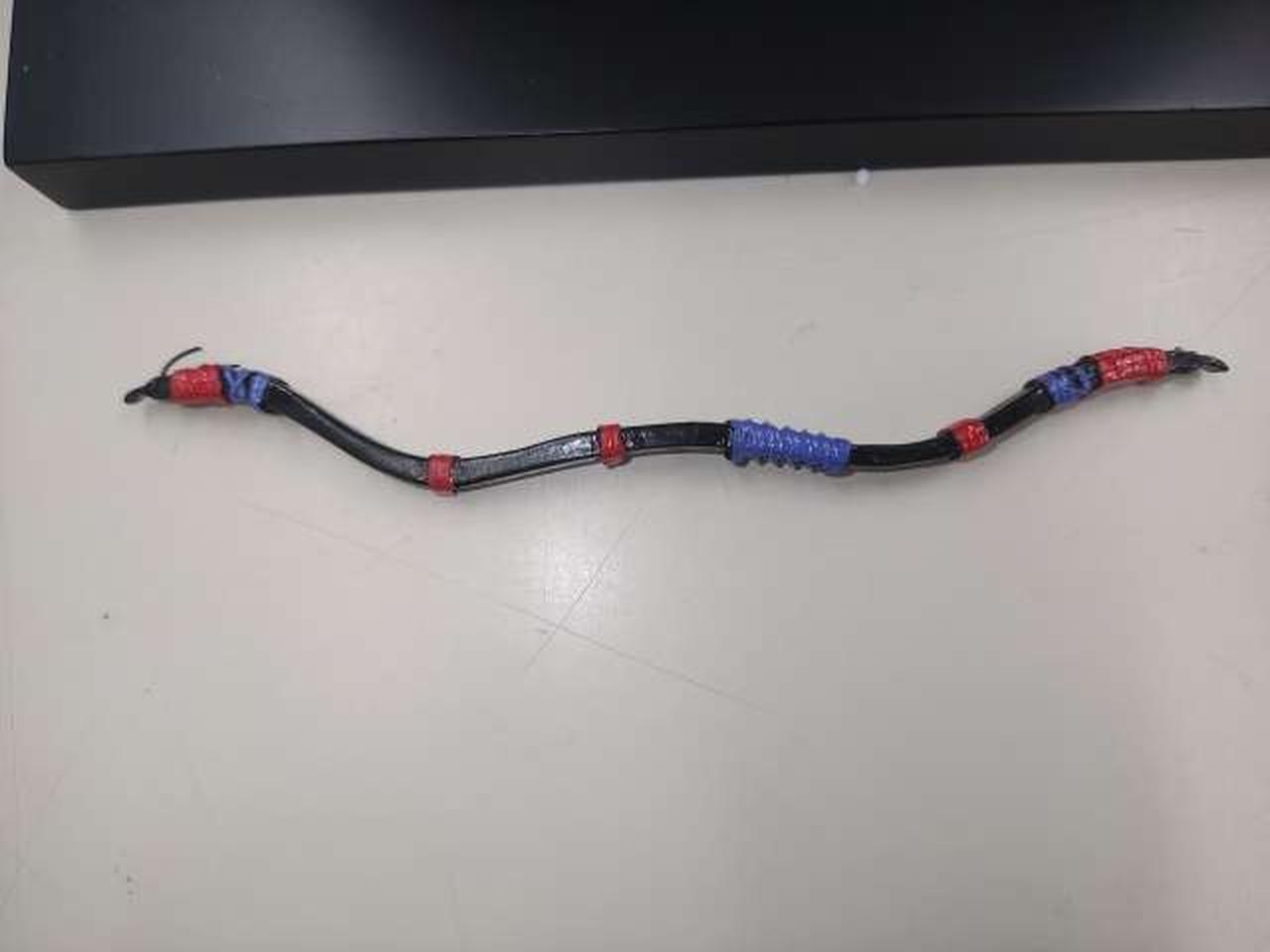 弦が切れていて有りません