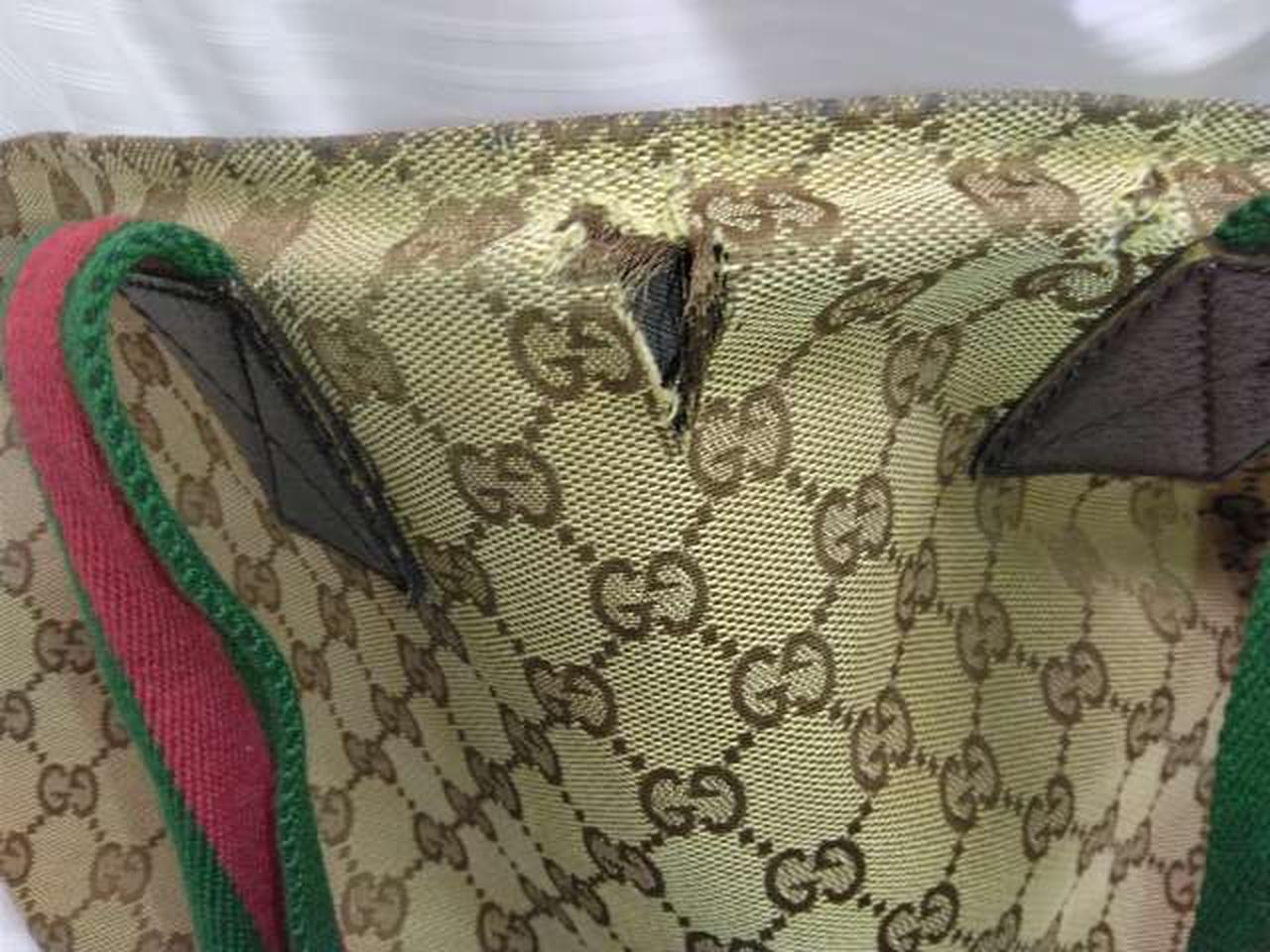 上部１番大きい破れです