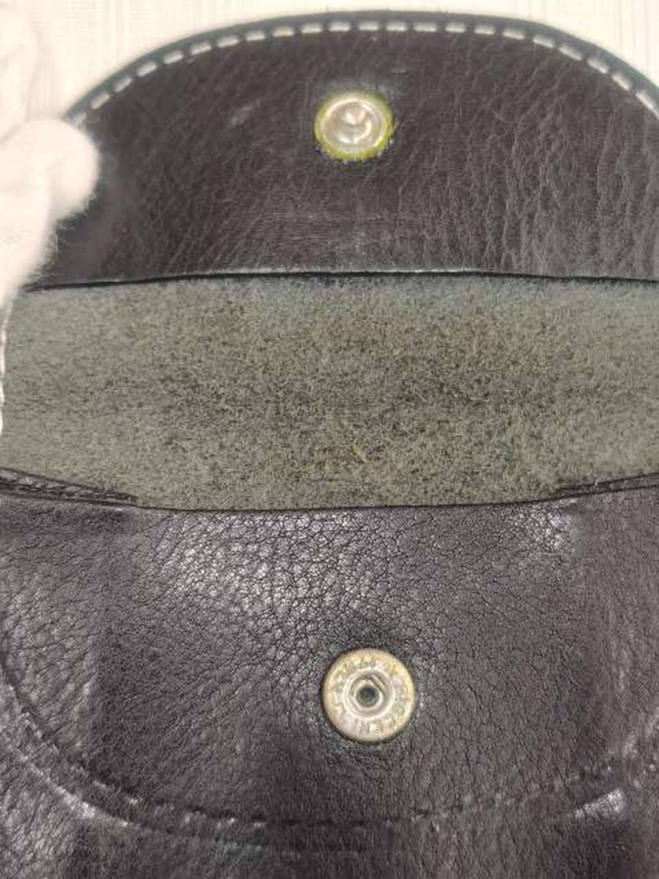 ボタン部分にべたつきがあります