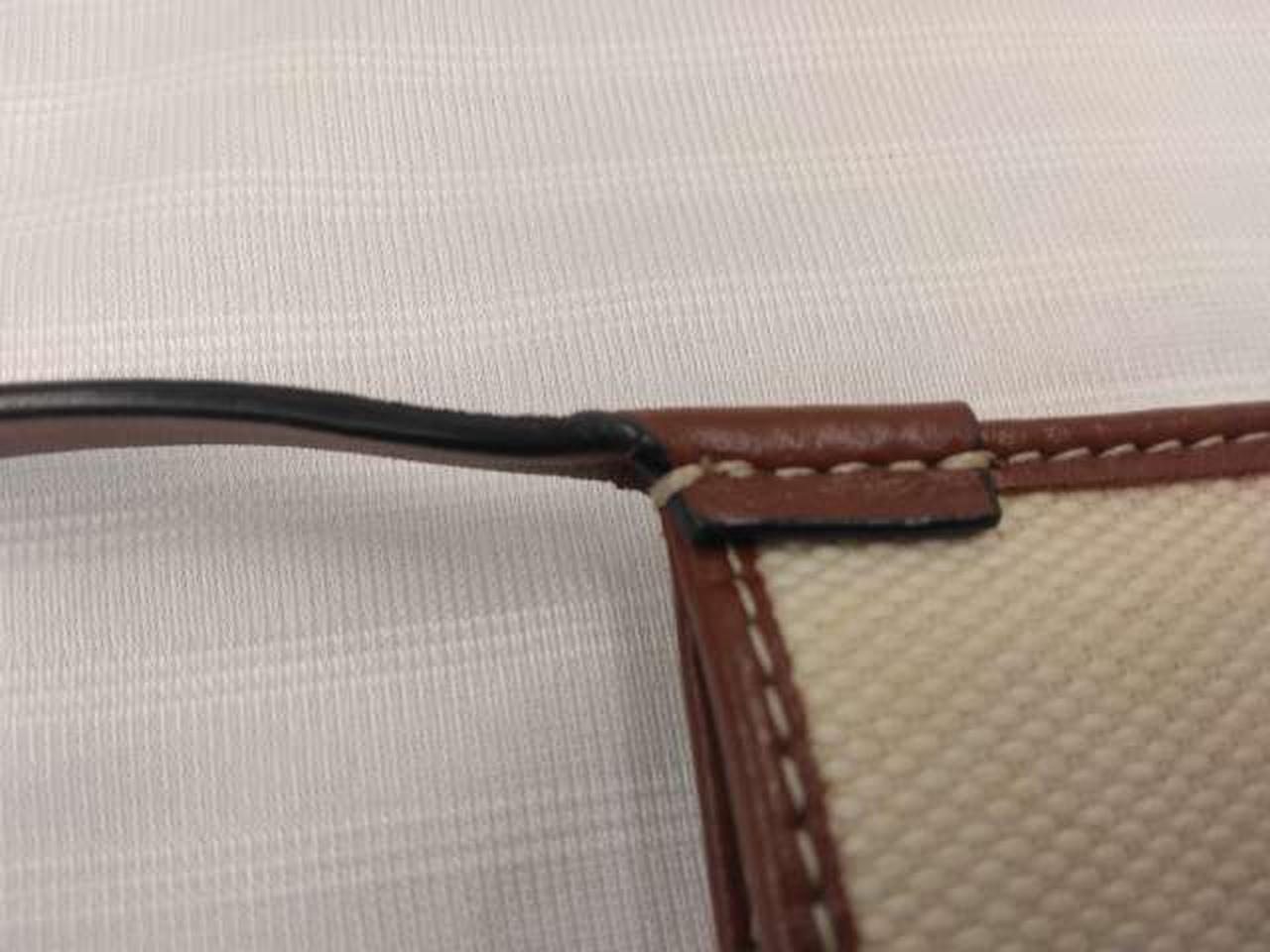 つなぎ目部分に亀裂あり