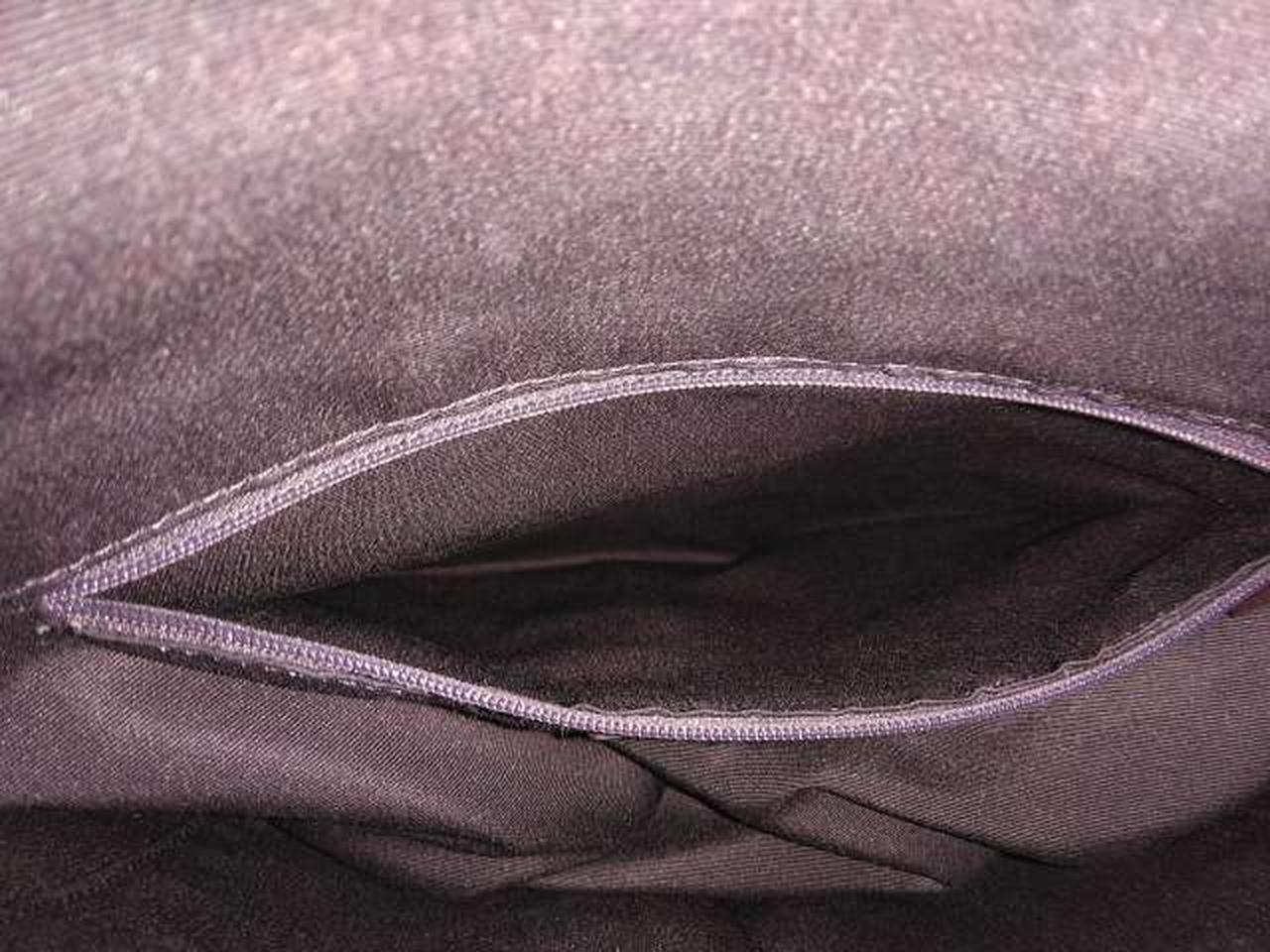 内側ポケット（開口）