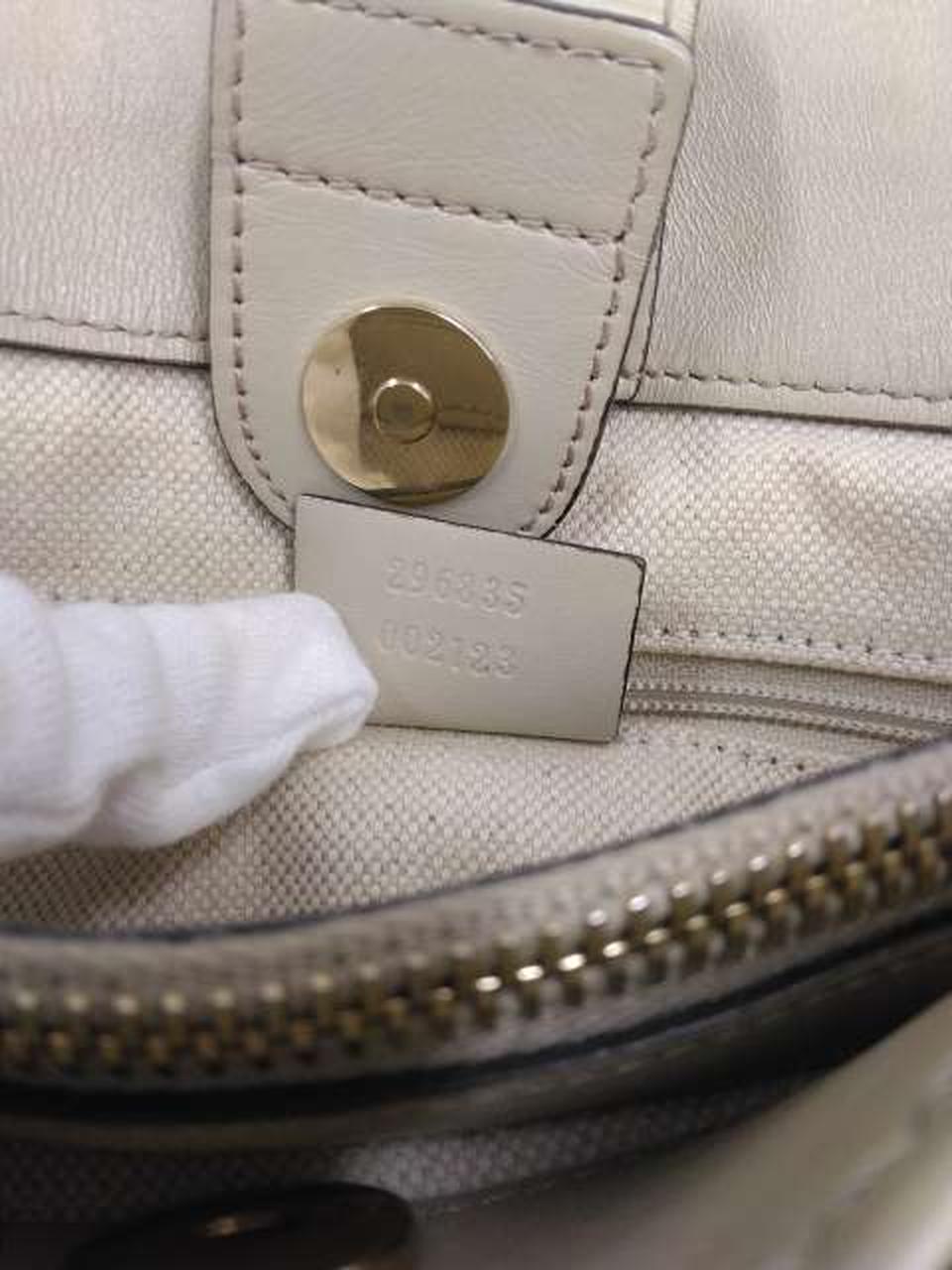 上段：296835　下段：002123