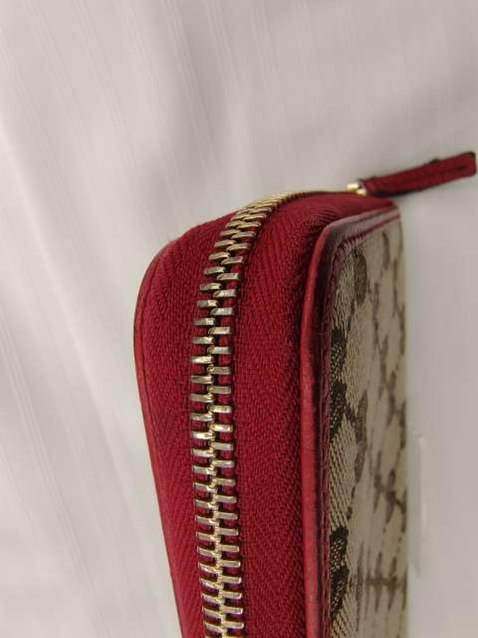 ﾌｧｽﾅｰ部分的に変色が見られます