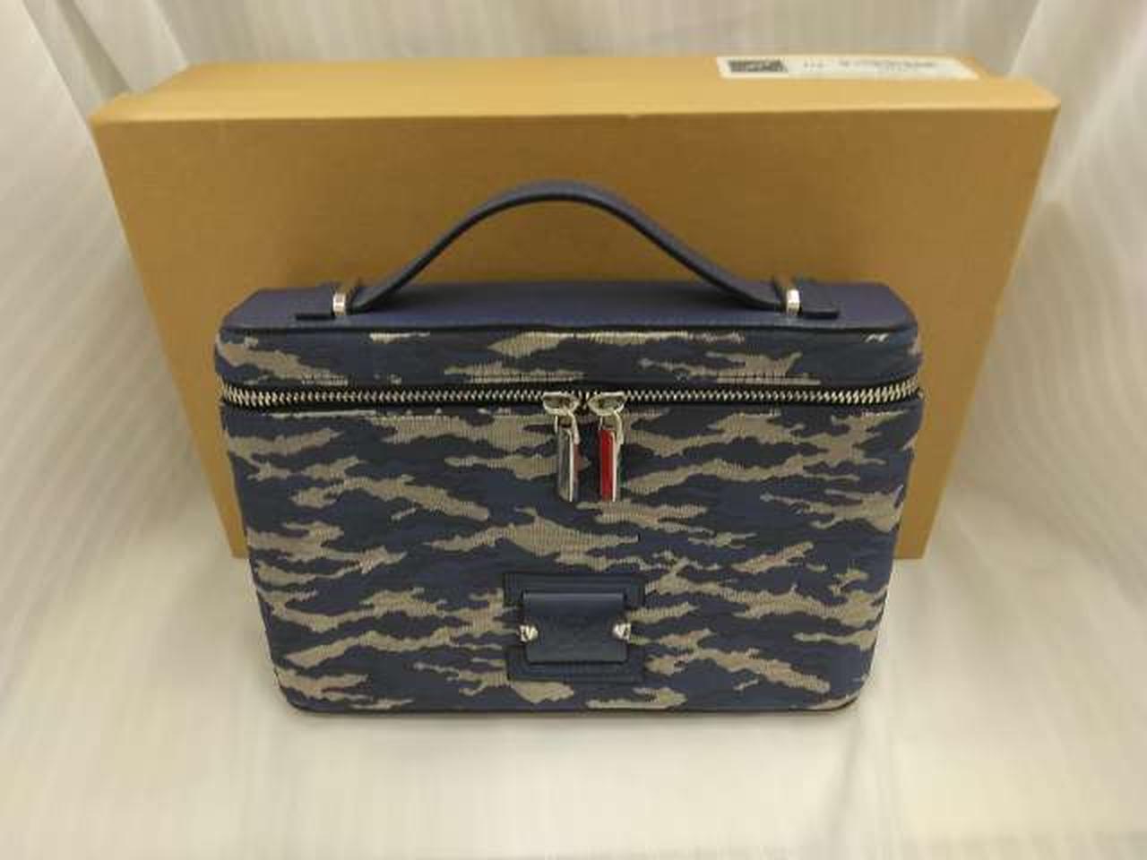 ショルダーベルト取り外し可能