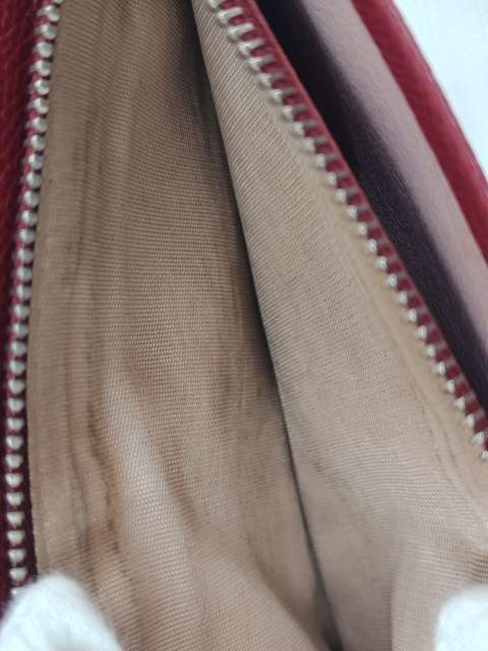 小銭入れ部分内部汚れあり