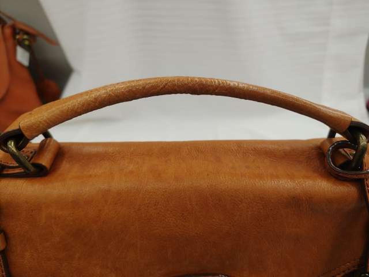 色褪せが見られます