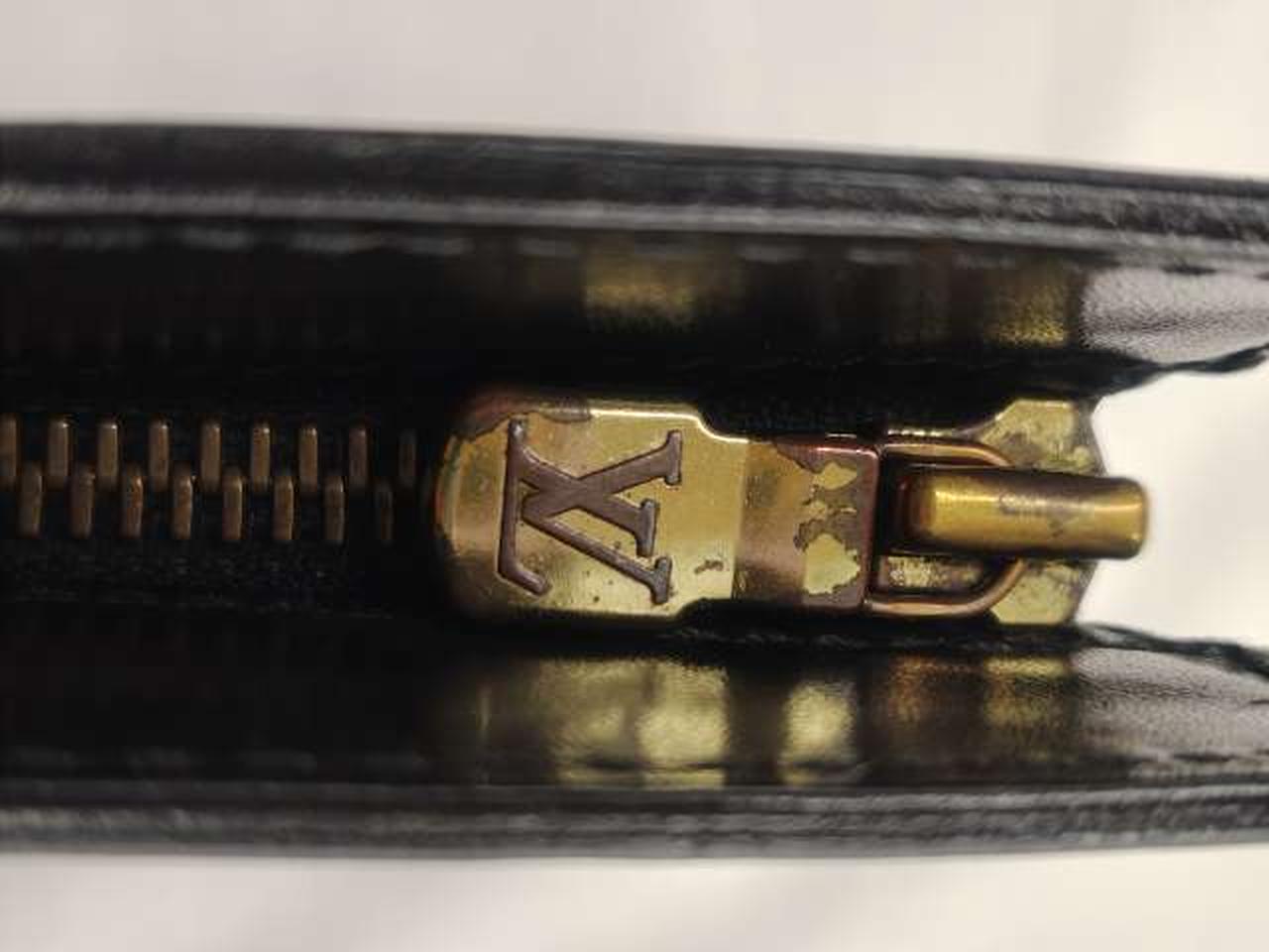 金具剥がれあり