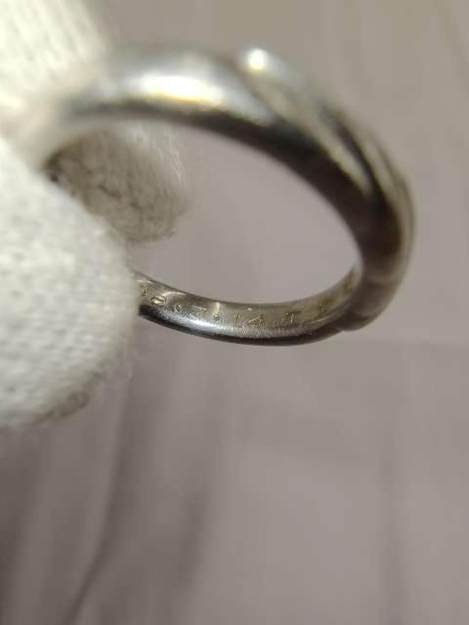 イニシャルの刻印有ります