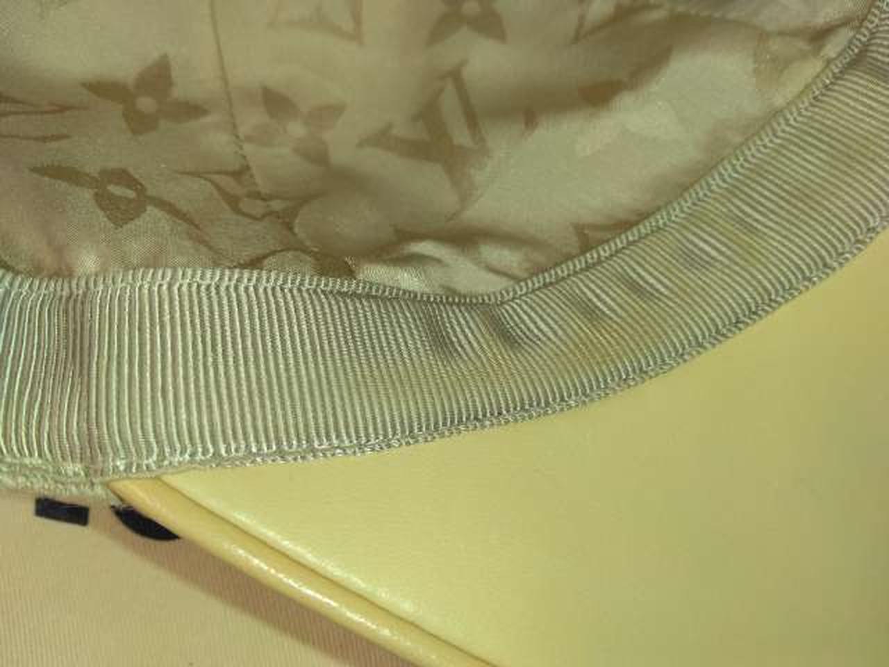 シミが有ります