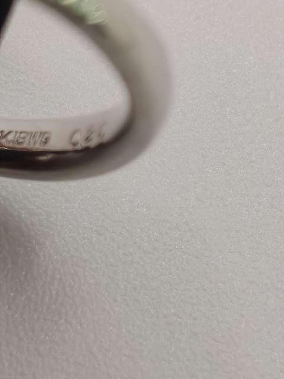 Ｋ18ＷＧ　0.20ｃｔのメレダイヤの刻