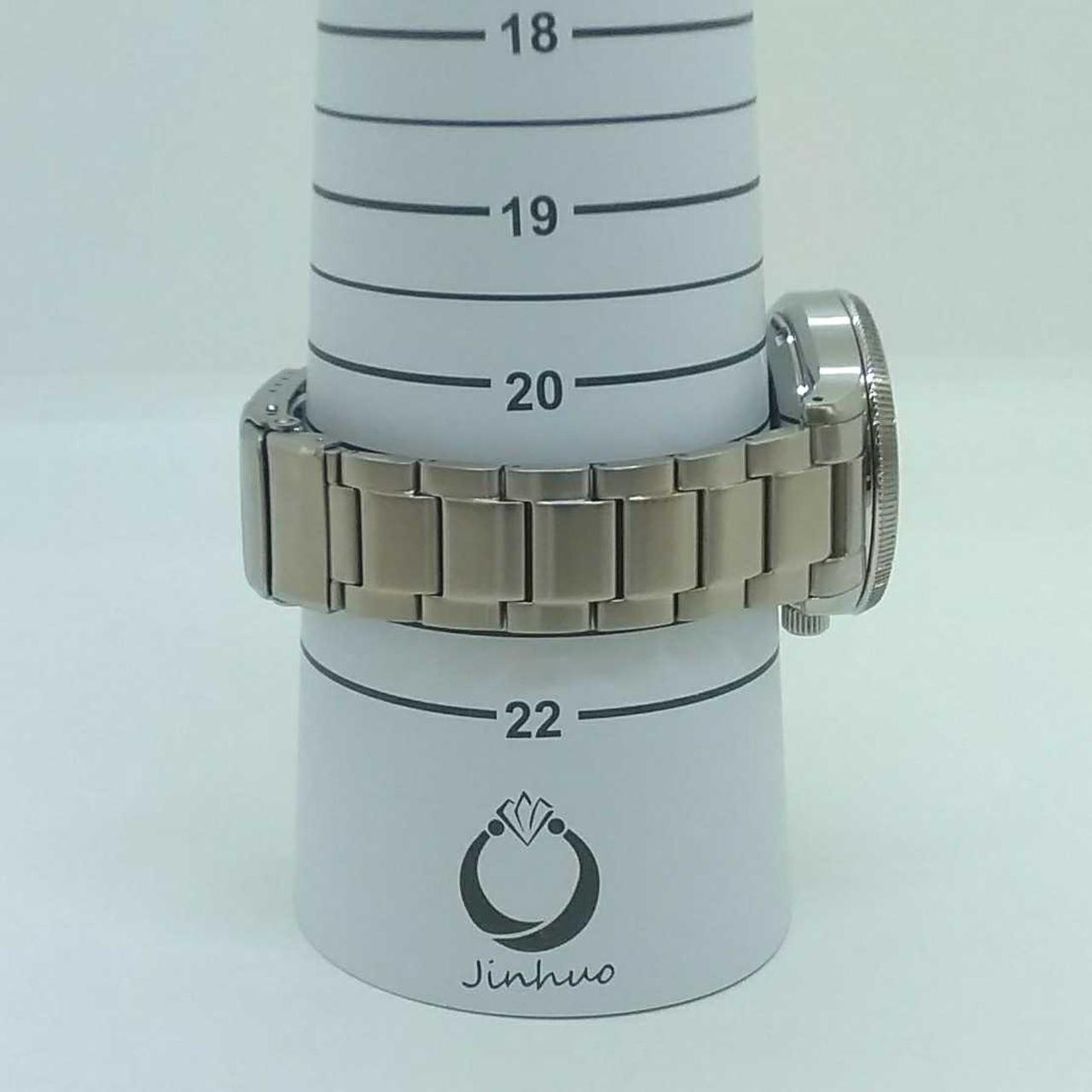 20~21CMの間です。