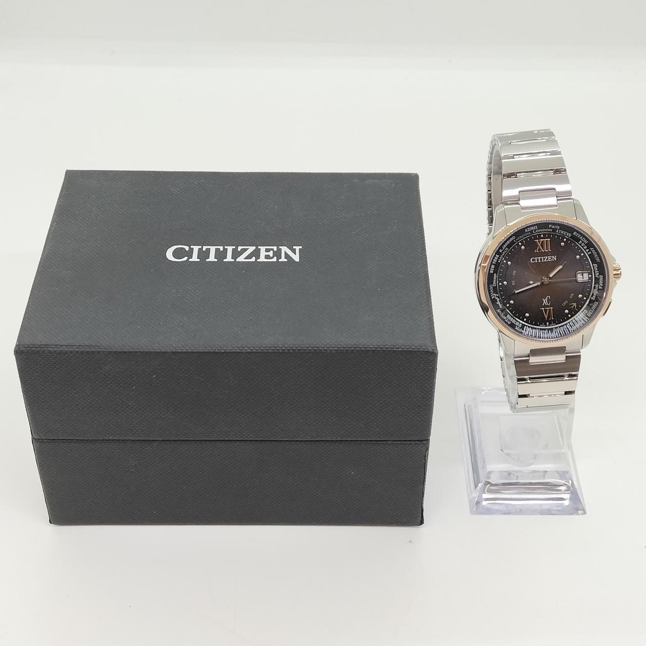 ケース付いてます。