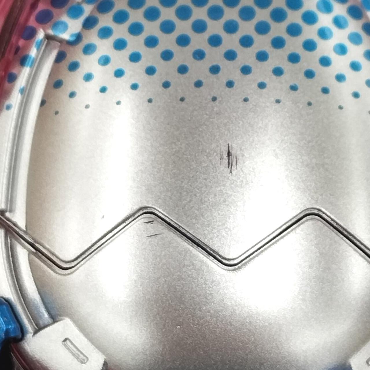 キズあります。