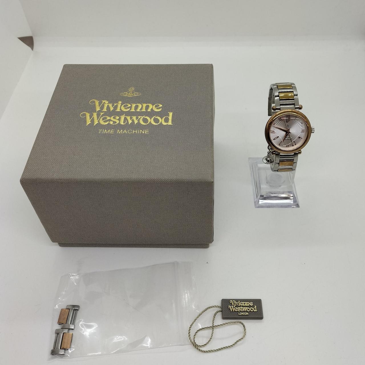 箱、部品付きです。