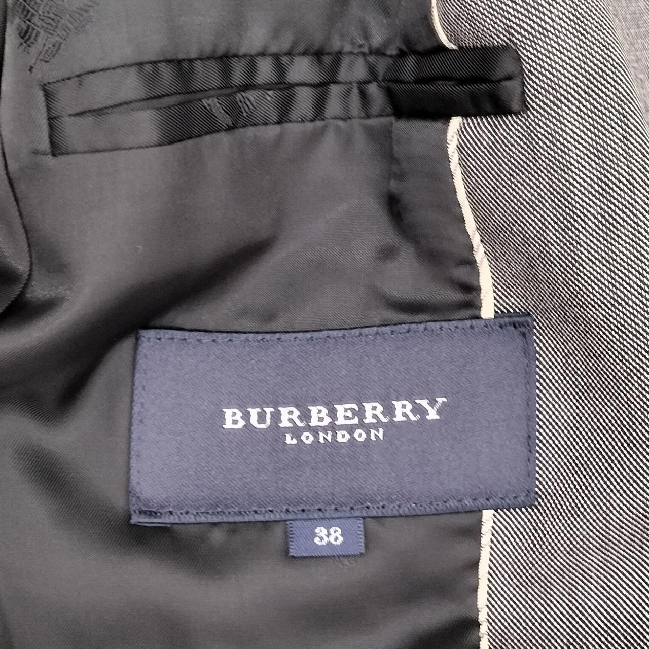 ★百貨店内BURBERRYSHOP購入スーツ♪未使用★ ☆百貨店内BURBERRYSHOP購入スーツ♪未使用☆