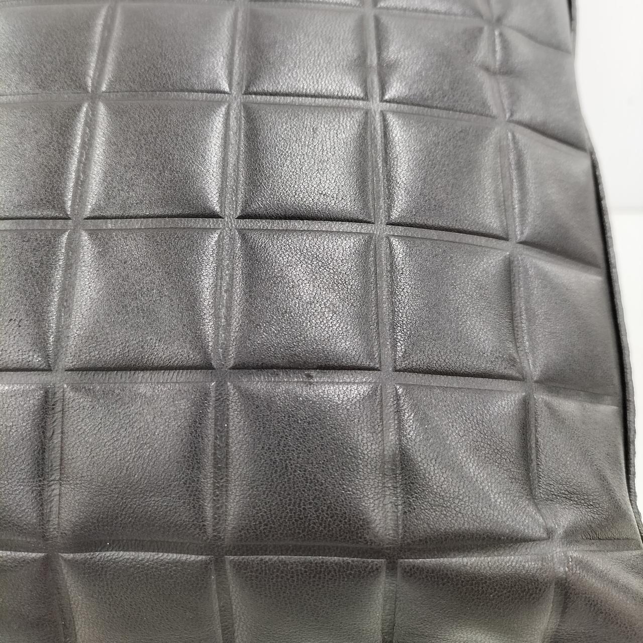 使用に伴うキズがあります。