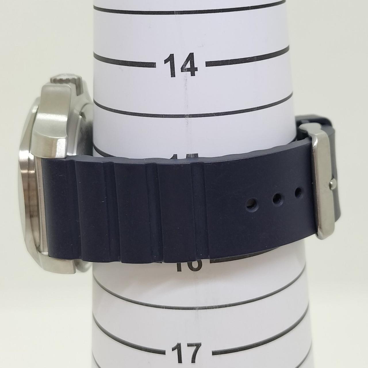 15〜16CMの間です。