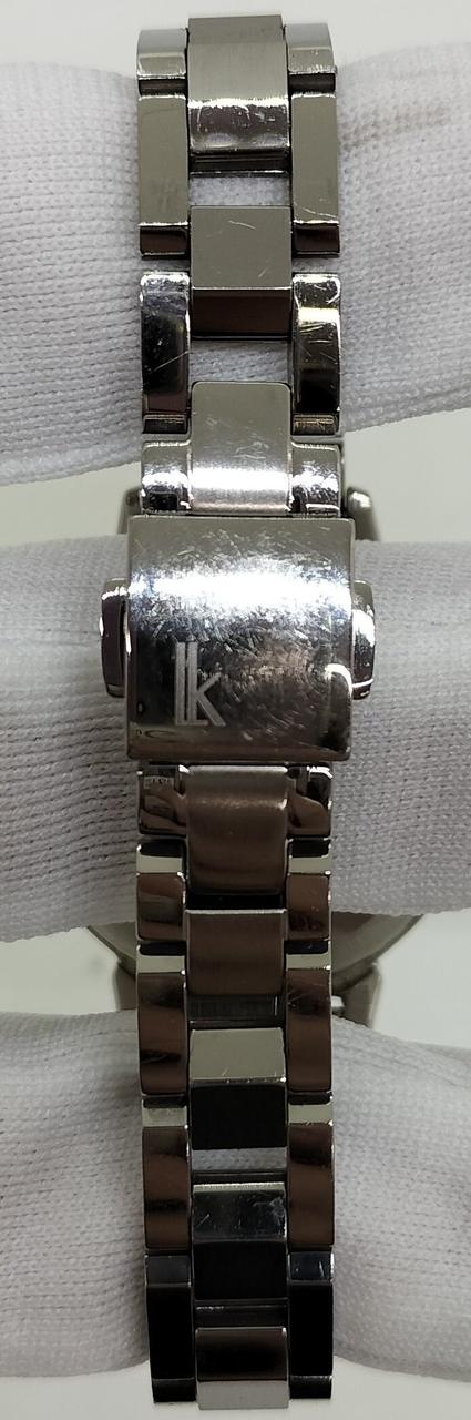 使用に伴うキズあります。