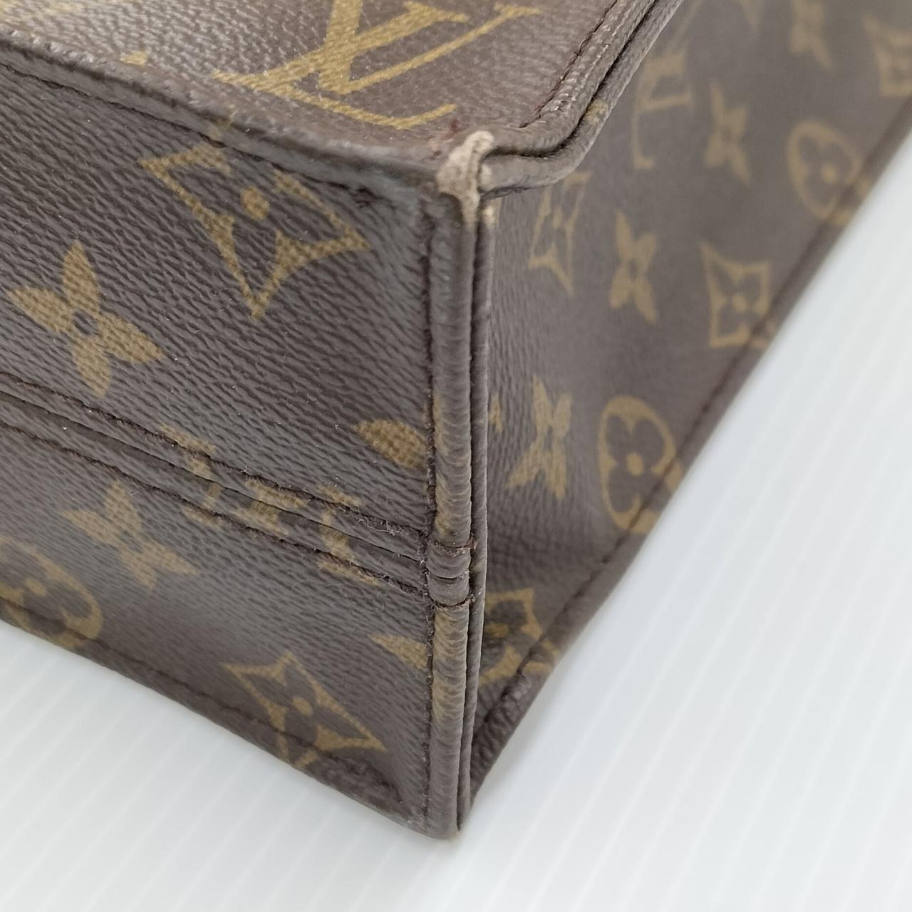 4カ所、角擦れございます。