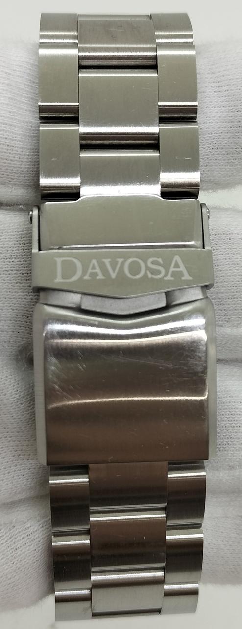 ベルト部分に傷あります。