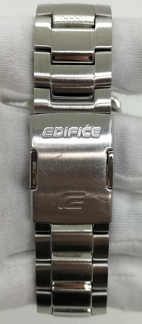 ベルト部分に傷あります。