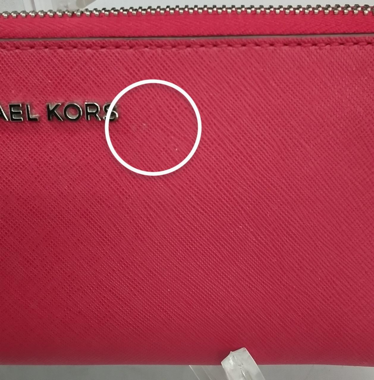 汚れがございます。