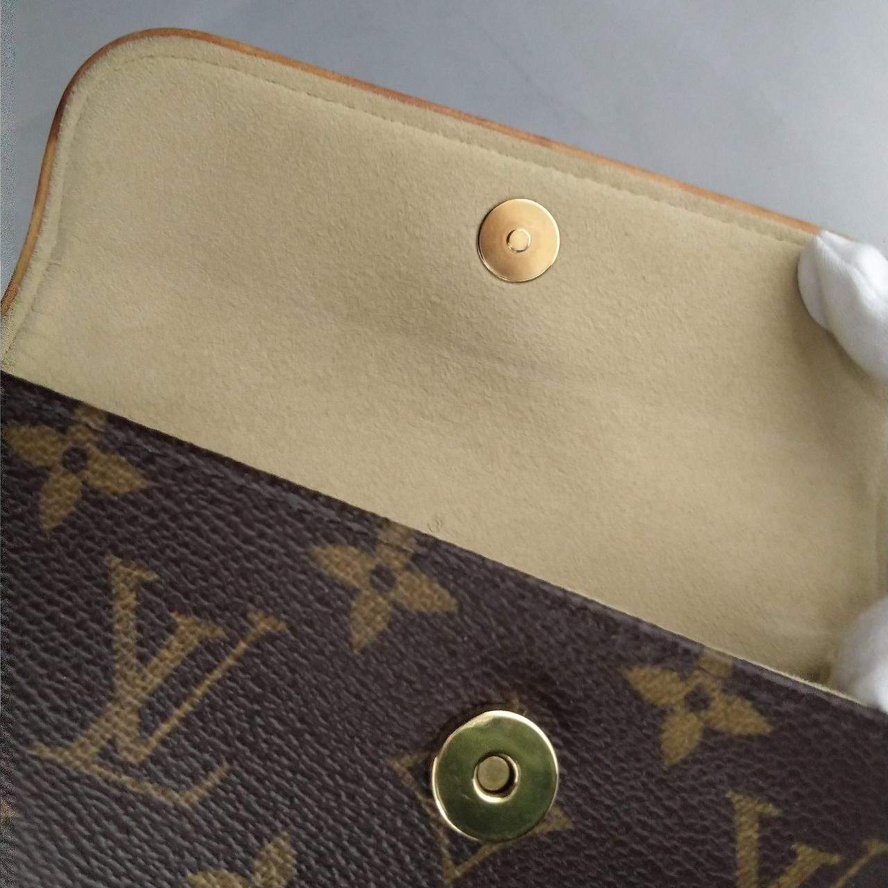 フチ部分の跡が有り