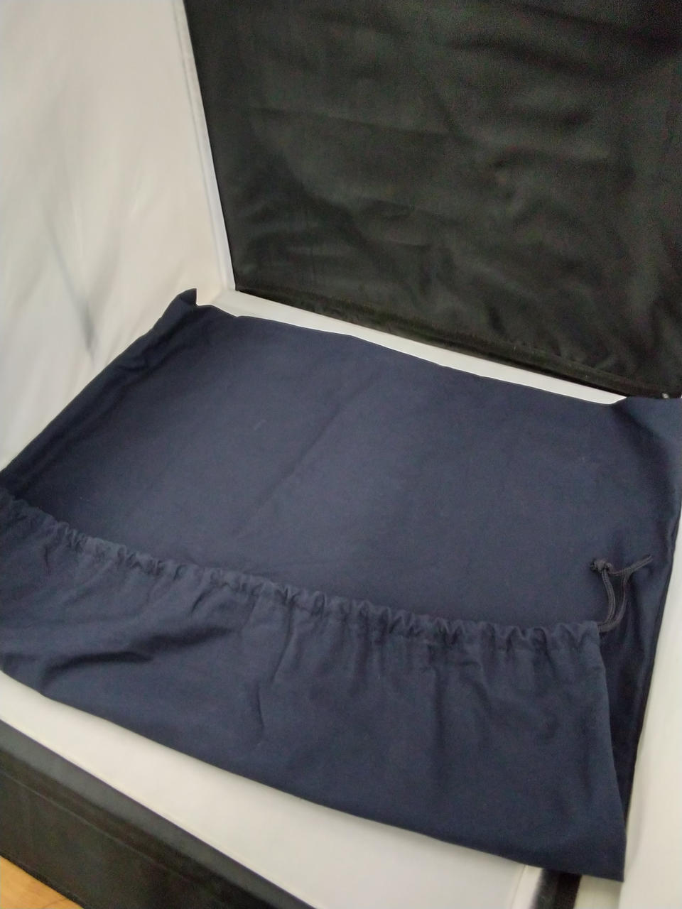 汚れ、色あせ有り