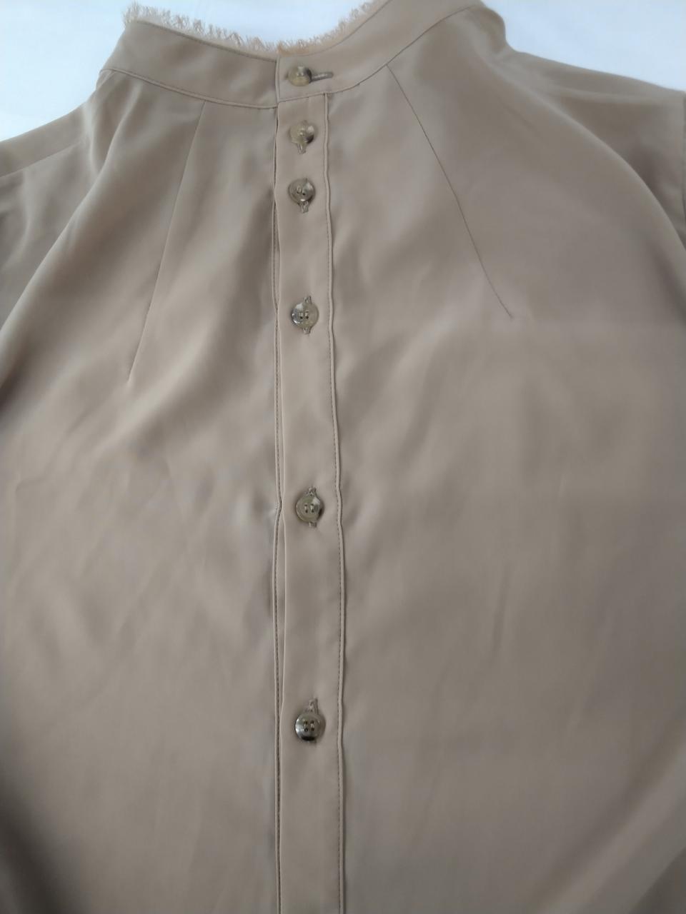 上から5つ目ボタン横布伸び有り