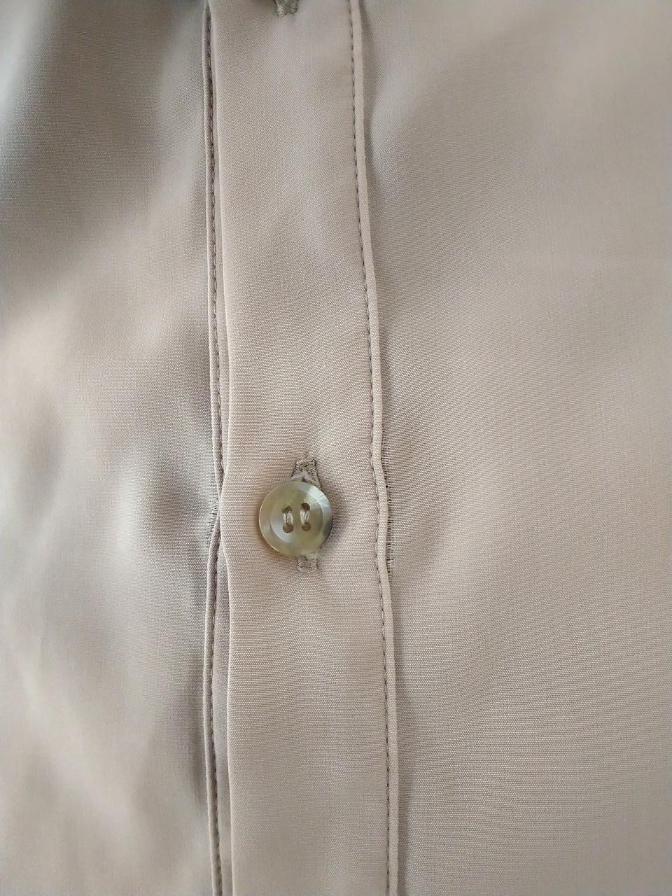 布伸び拡大(ボタン横布伸び有り)