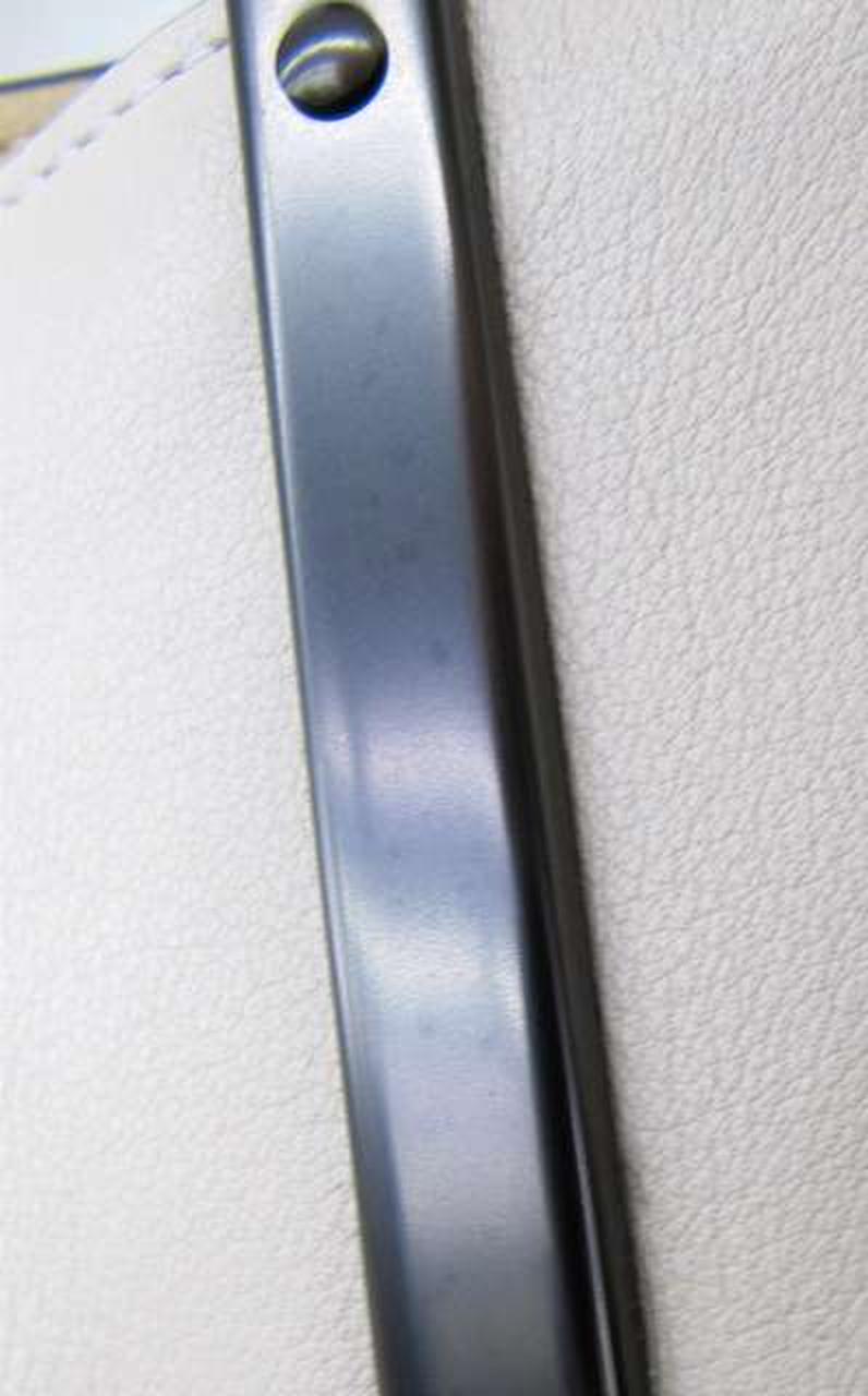 裏面ハンドル金具に半纏有り