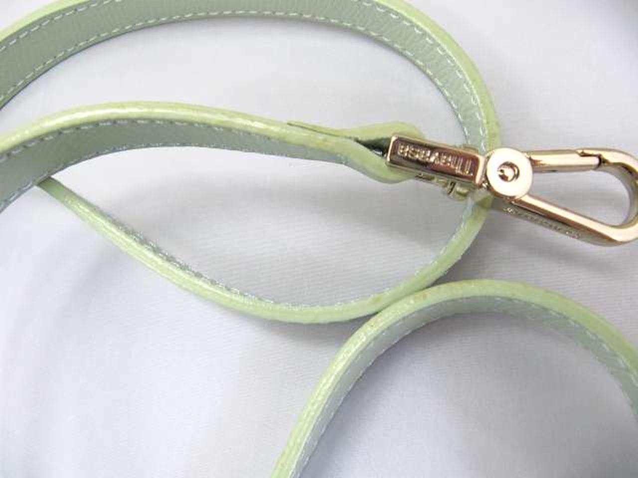 ショルダーに汚れ有