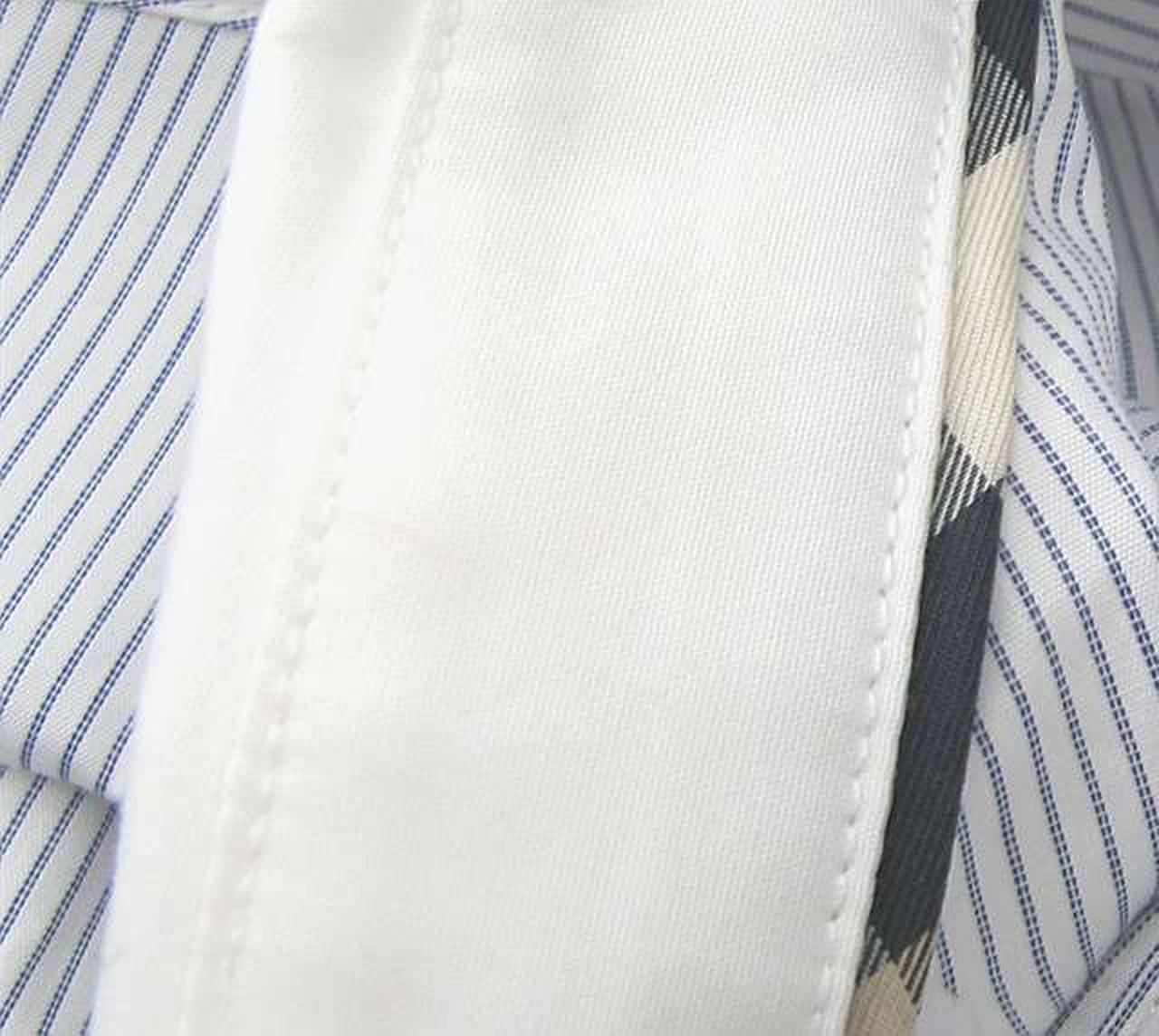 薄いヨゴレらしき箇所有