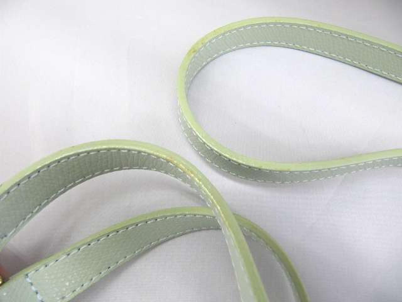 ショルダーに汚れ有