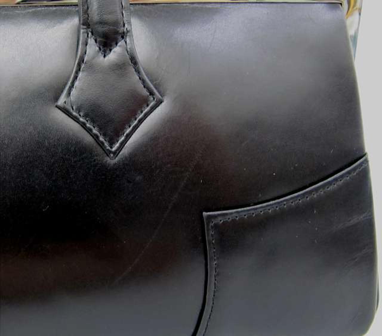 キズ有　サイドにシワ有