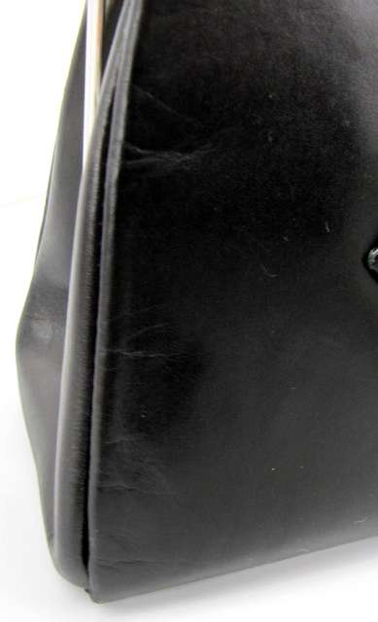 サイドにシワ有