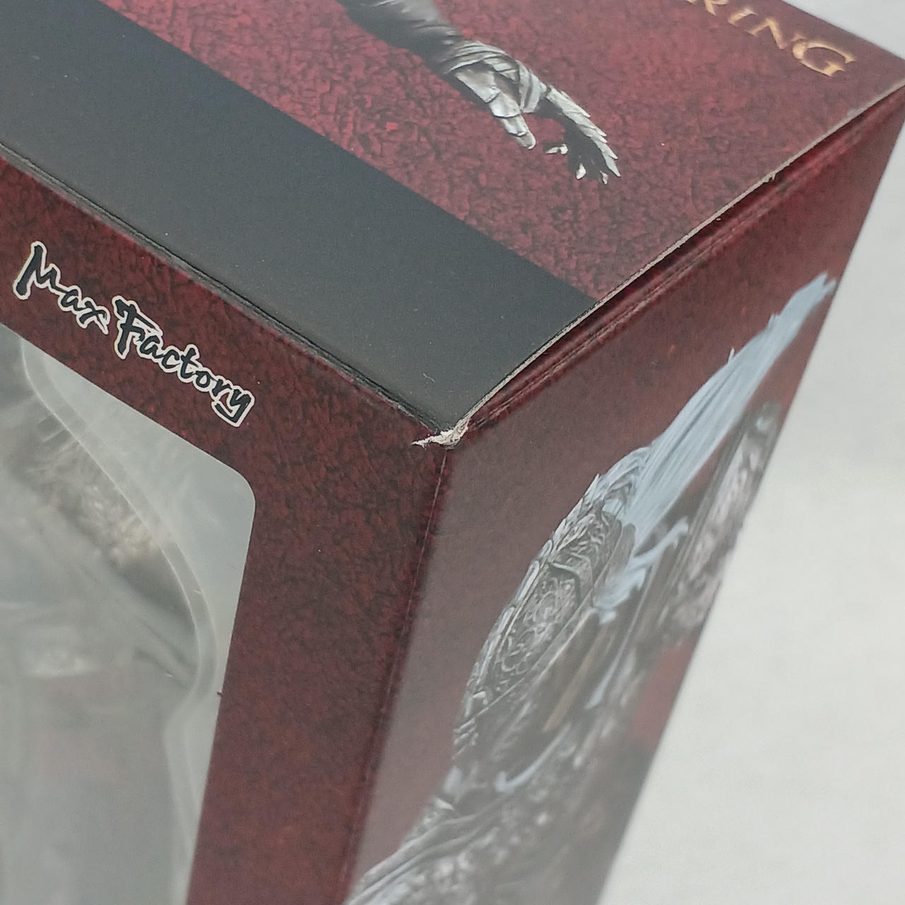 箱ダメージあり