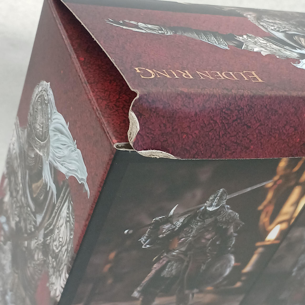 箱ダメージあり