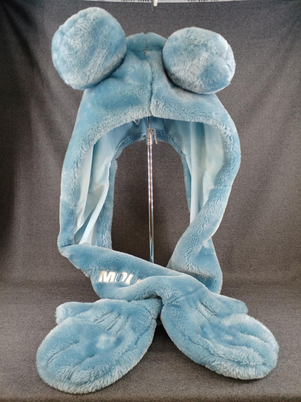 全体的に少々毛抜けあります