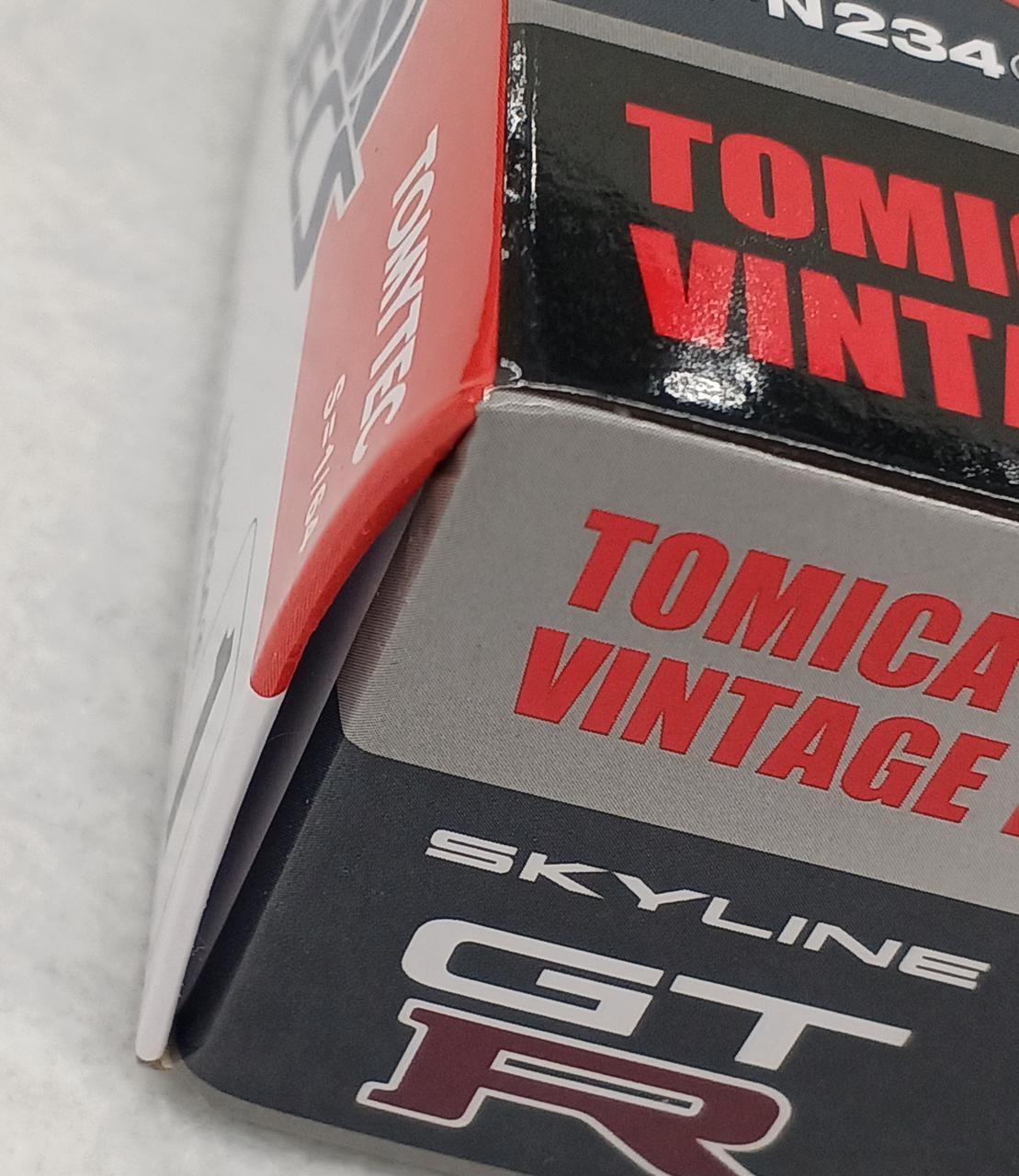 箱少々変形あり