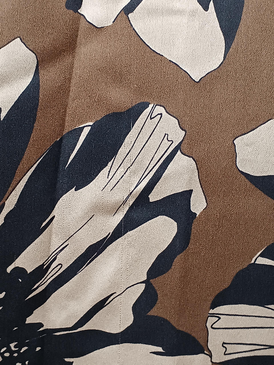 所々ダメージあり