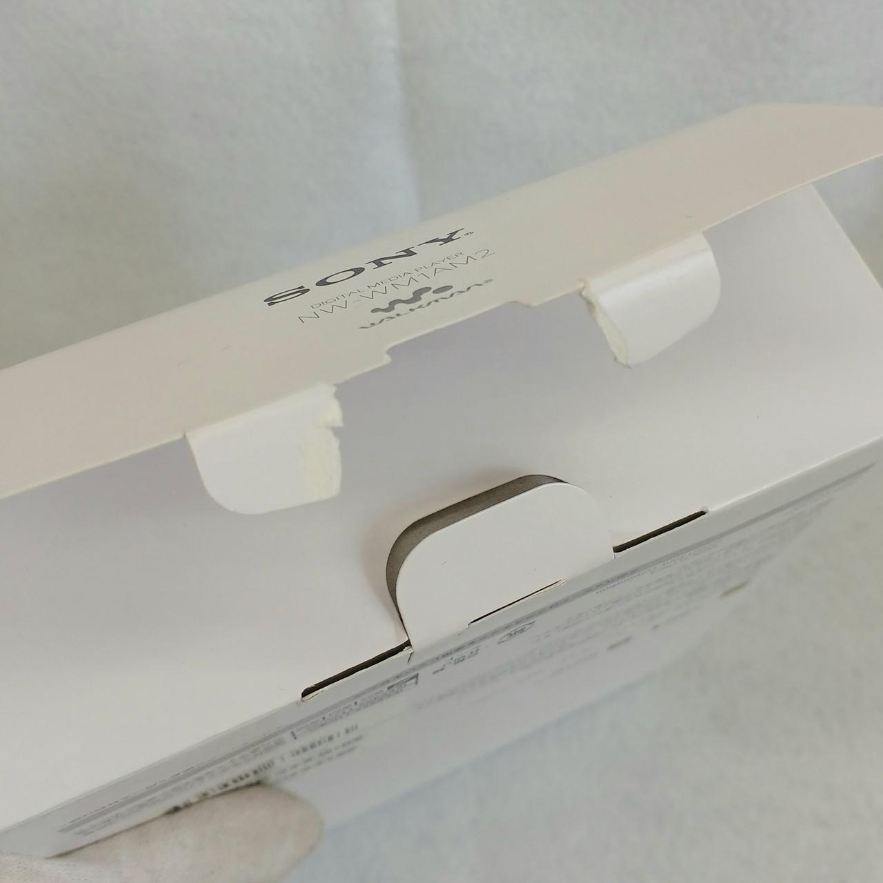 箱ダメージあり