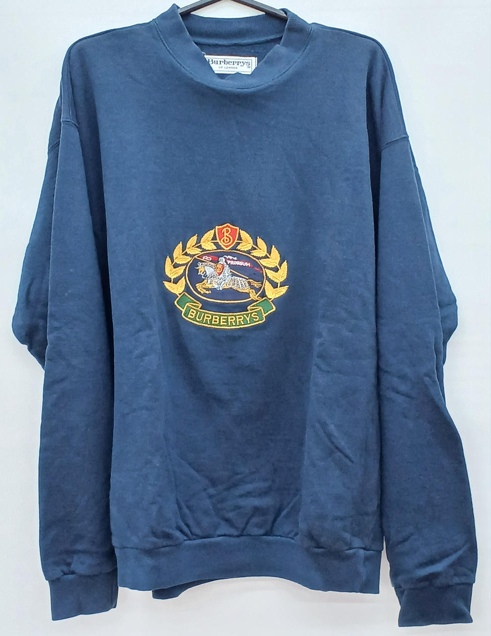 全体的に使用感、毛羽立ちあり