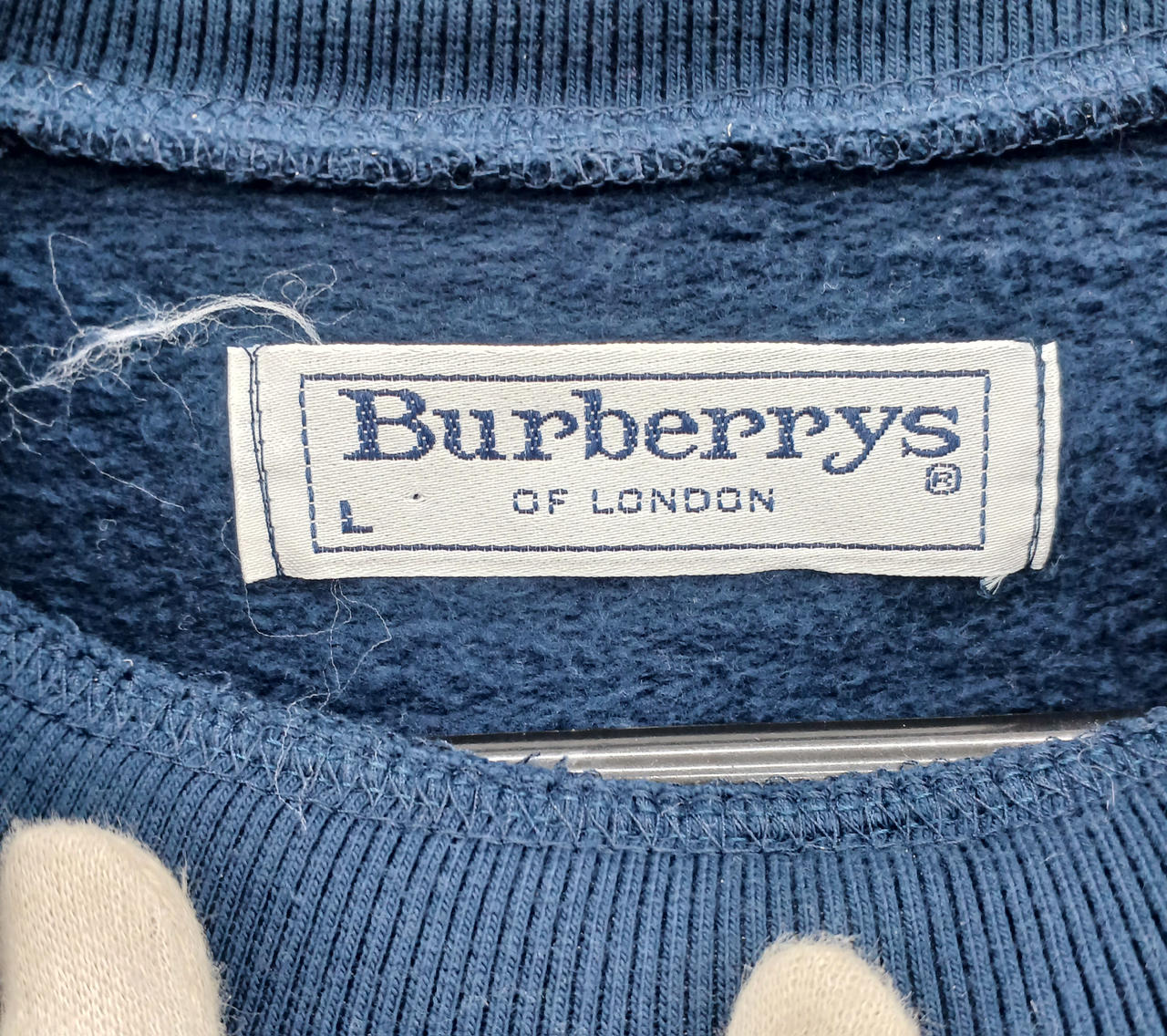 所々ほつれあり