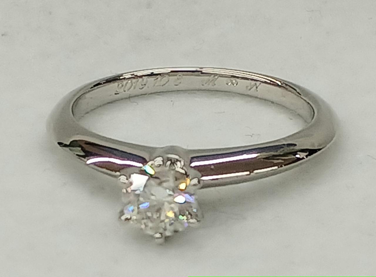 日付、イニシャル入り