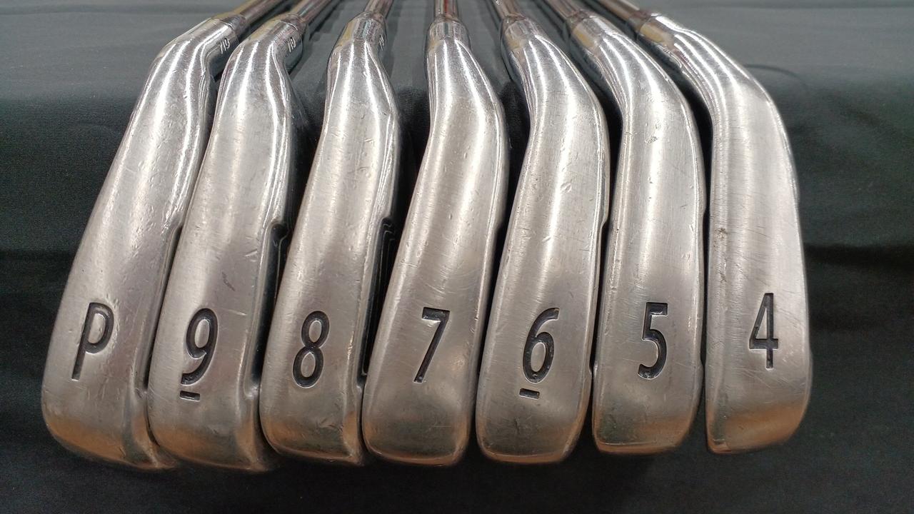 Titleist - 【7本セット】タイトリストアイアン＋P Titleist (タイトリスト) アイアンセット AP1 5本セット(6/7/8/9